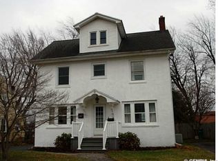 61 Biltmore Dr, Rochester, NY 14617