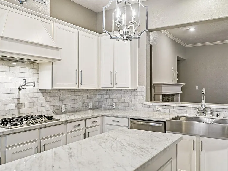 2711 Wallingford Pnes — Photo 12