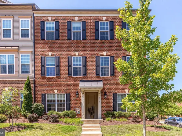 6260 Aster Haven Cir, Haymarket, VA 20169