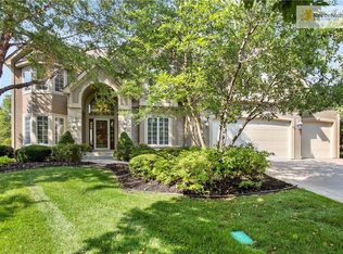 11009 W 141st St, Overland Park, KS 66221