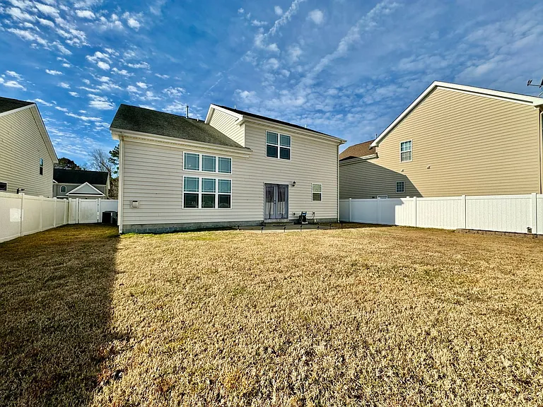 1532 Drumheller Dr — Photo 22