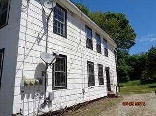 28 Spring St, Killingly, CT 06239