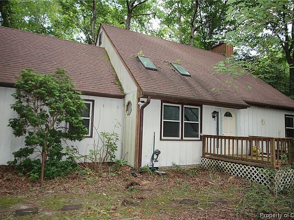 2nd image of 6725 Hollybrook Ln