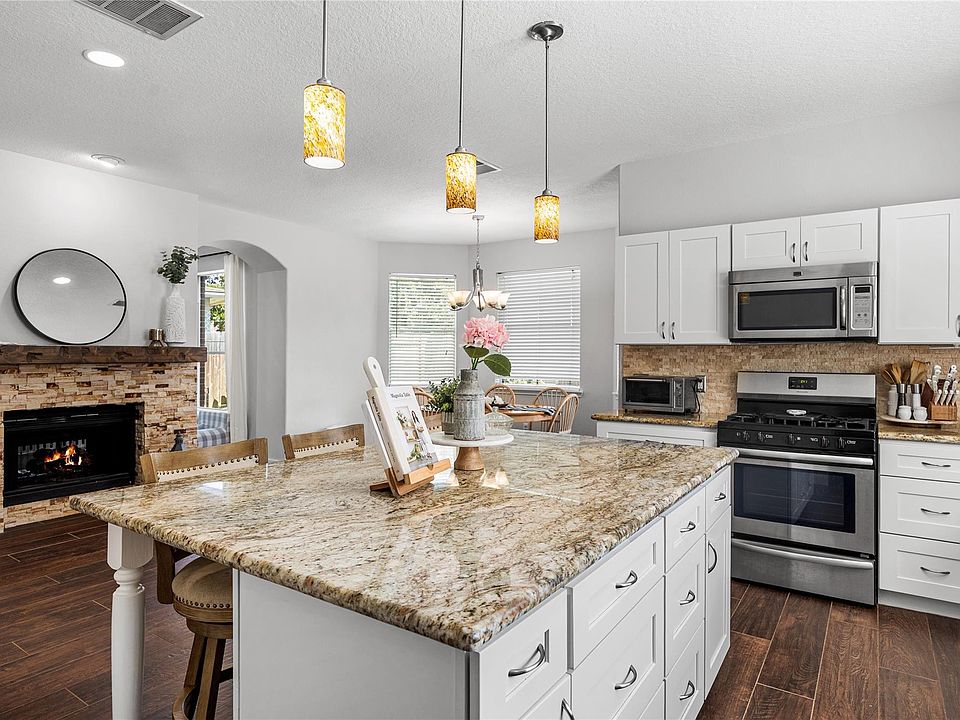 1st image of 20707 Medallion Pointe Dr