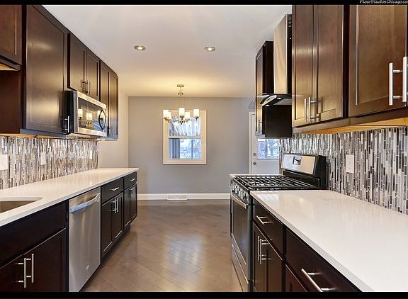 3rd image of 16141 S Serenity Dr