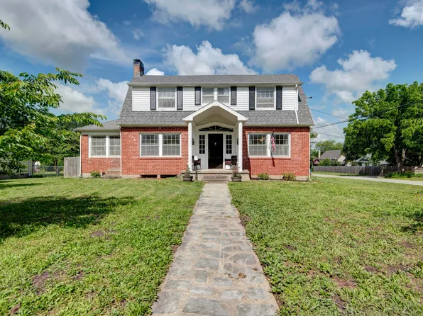 425 N Pine Avenue, Republic, MO 65738