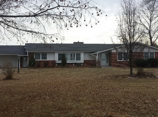 16850 N Rt Z, Centralia, MO 65240