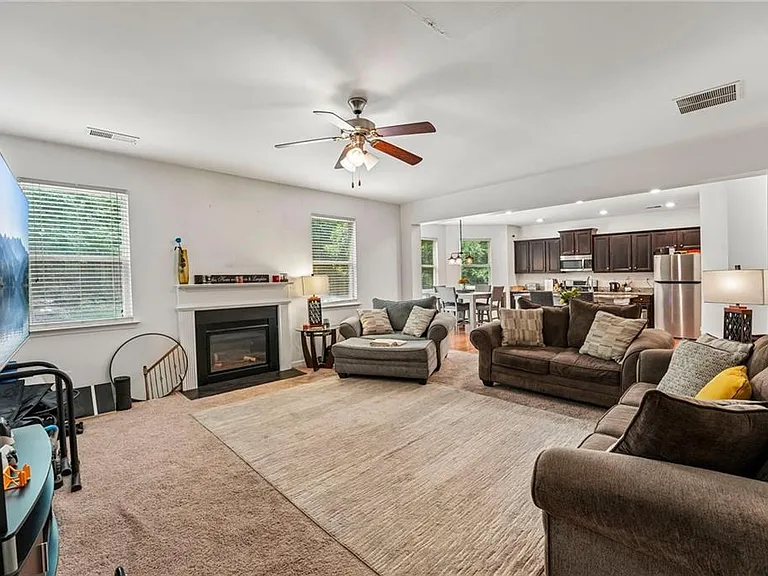 6216 Oakdale Ridge Ct SE — Photo 2