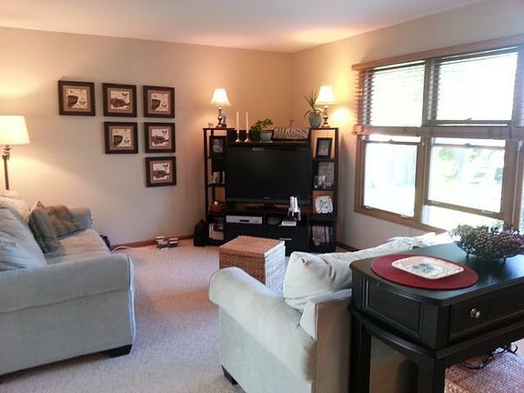 2nd image of 841 Thornberry Dr