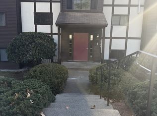 83 Highwood Dr #83, Franklin, MA 02038