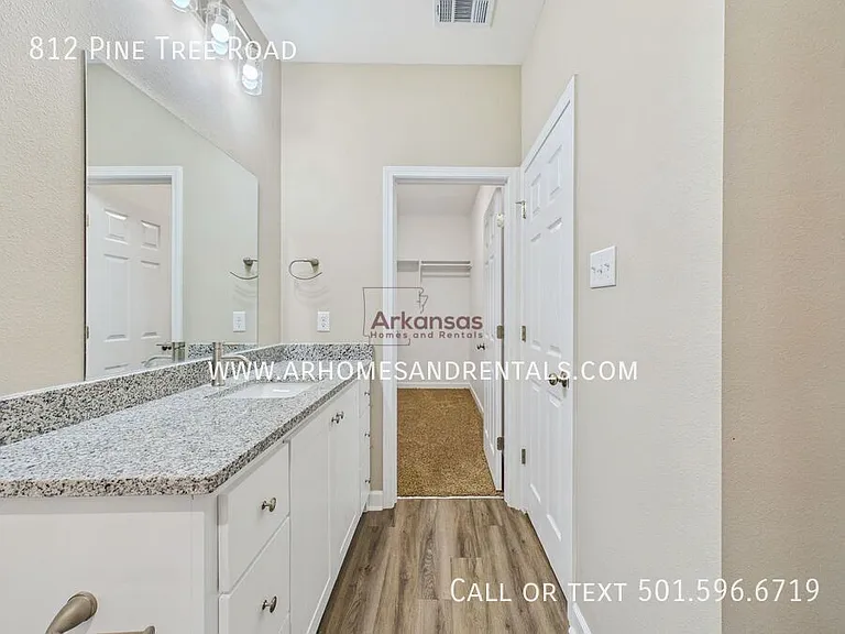 812 Pine Tree Rd — Photo 10