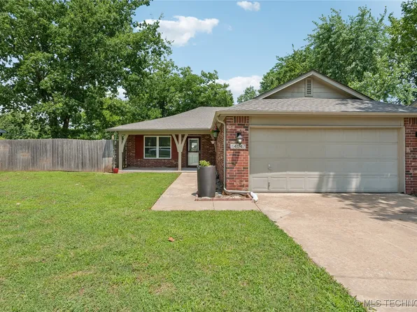14047 S 293rd Ave, Coweta, OK 74429