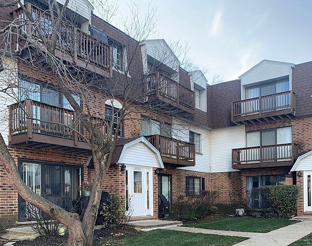 1st image of 4202 Central Rd APT 1D