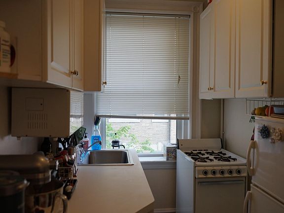4th image of 1654 Massachusetts Ave #23A