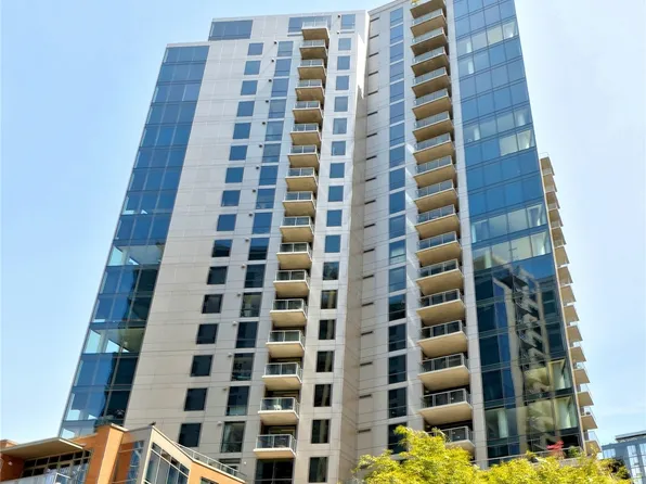 10650 NE 9th Place #1222, Bellevue, WA 98004