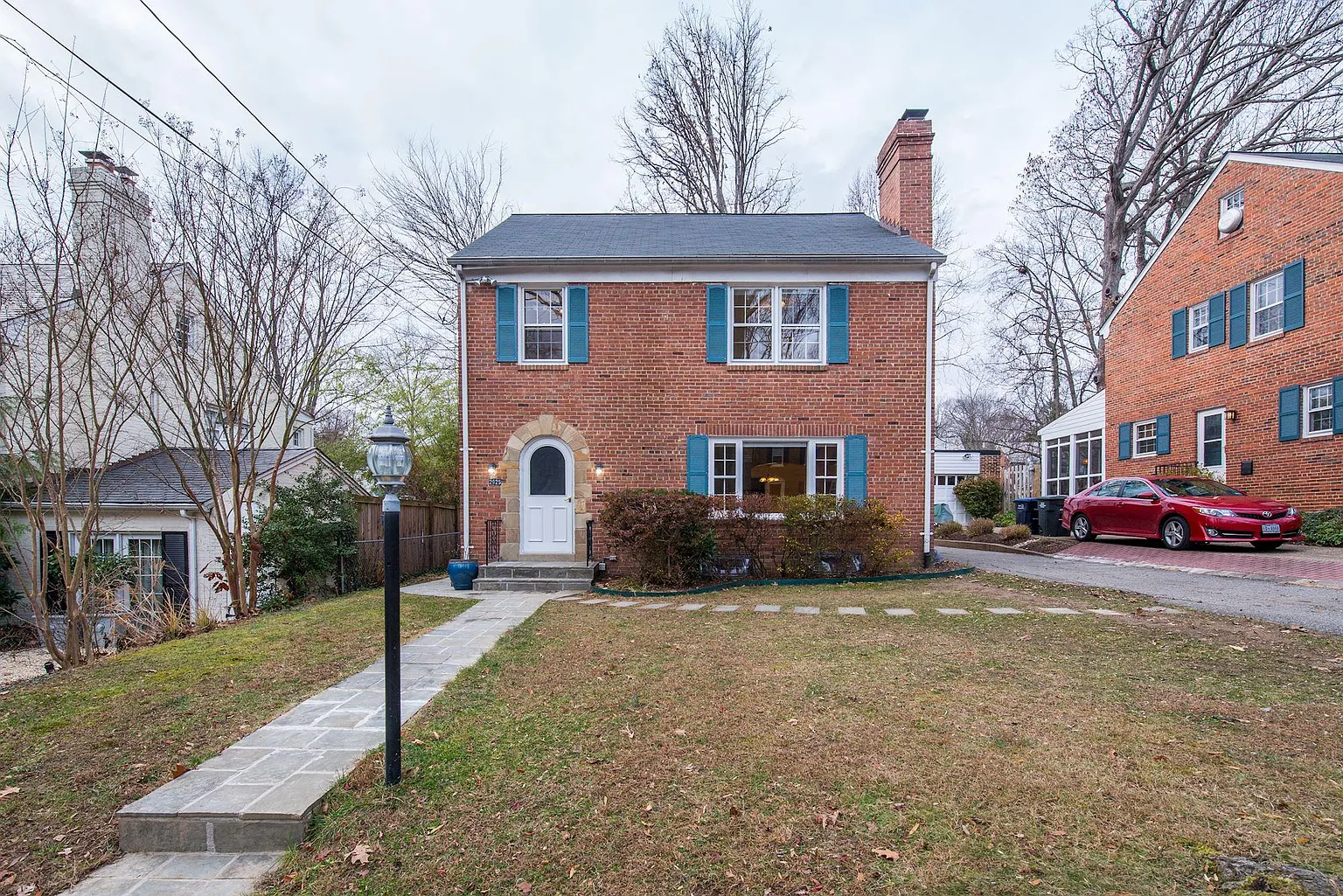 2925 Kanawha St NW photo 1