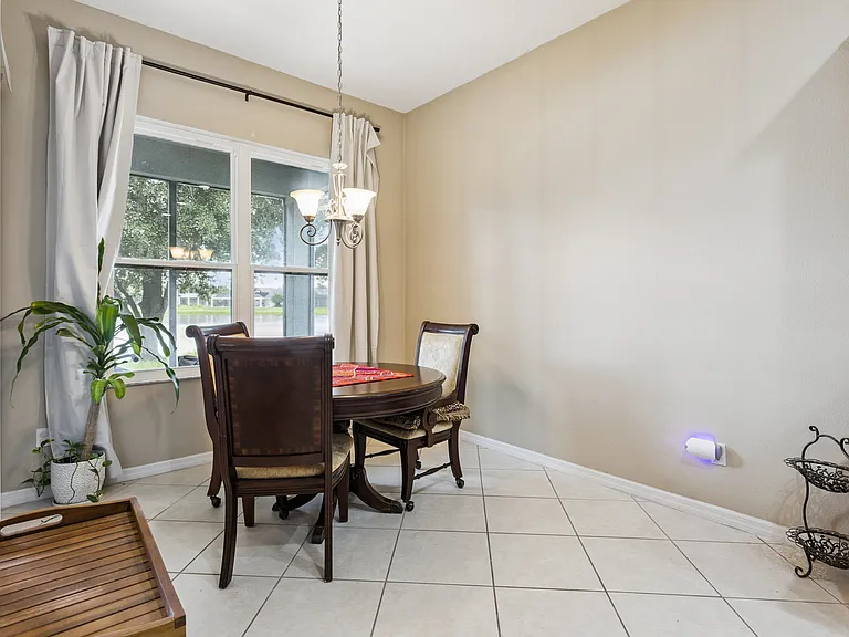 8792 Warwick Shore Xing — Photo 15