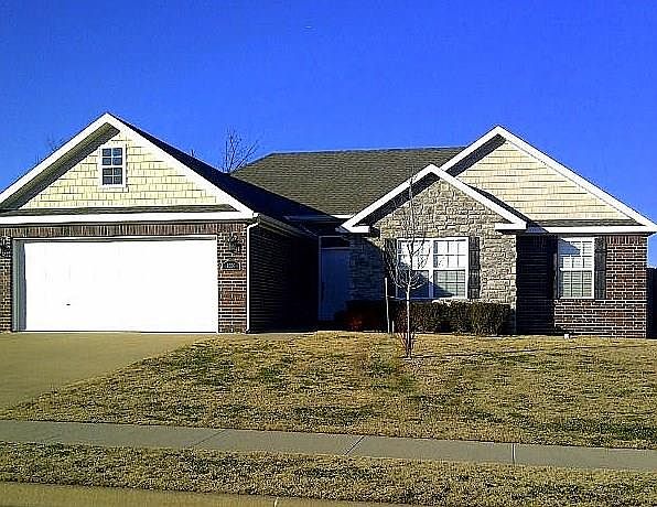 1st image of 2300 SW Huntwick Ave