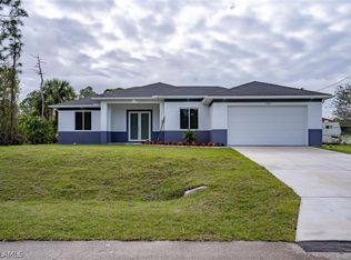 742 Central St E, Lehigh Acres, FL 33974