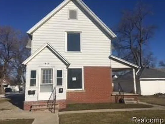 1613 Lapeer Ave #2