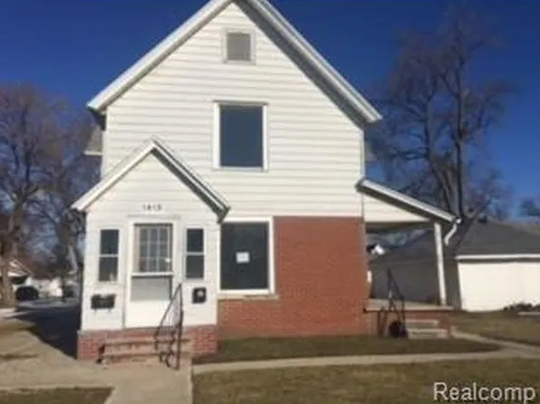 1613 Lapeer Ave APT 1, Port Huron, MI 48060