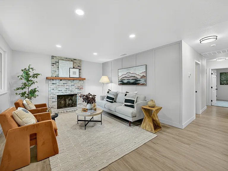 1335 School St — Photo 3