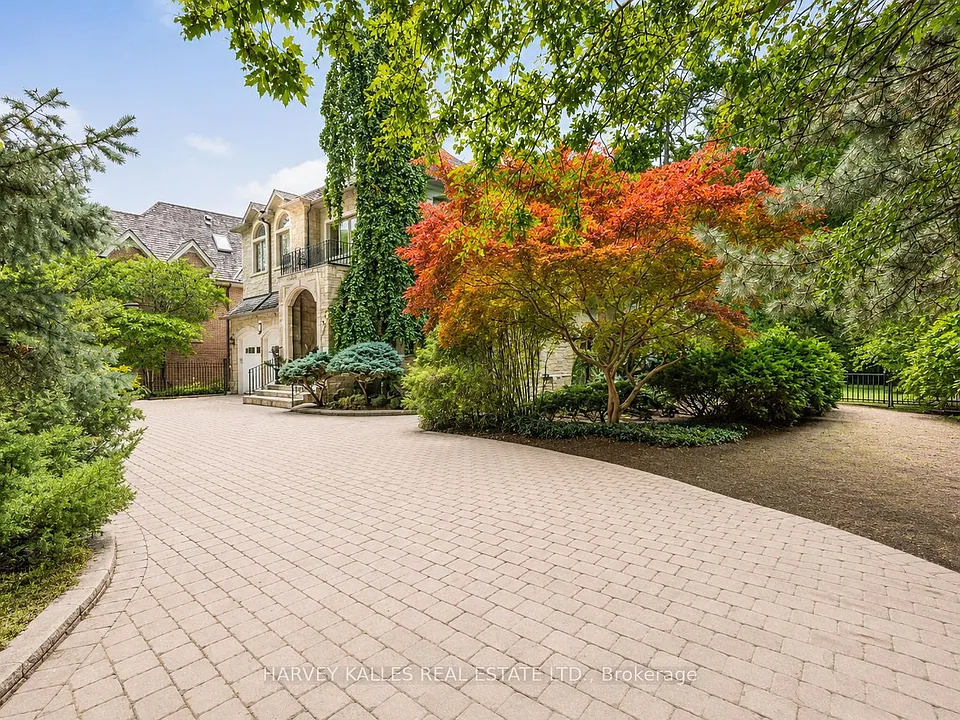 1 Knightswood Rd