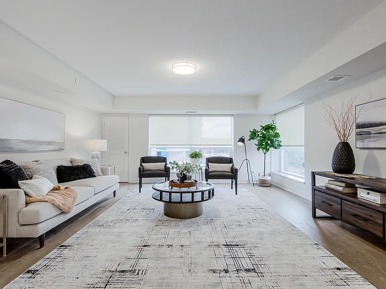 32 Towering Heights Blvd — Photo 1