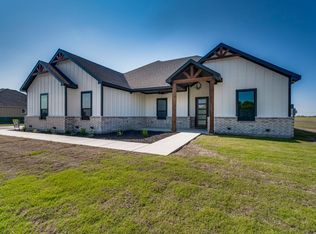 1081 Palmyra Rd, Palmer, TX 75152