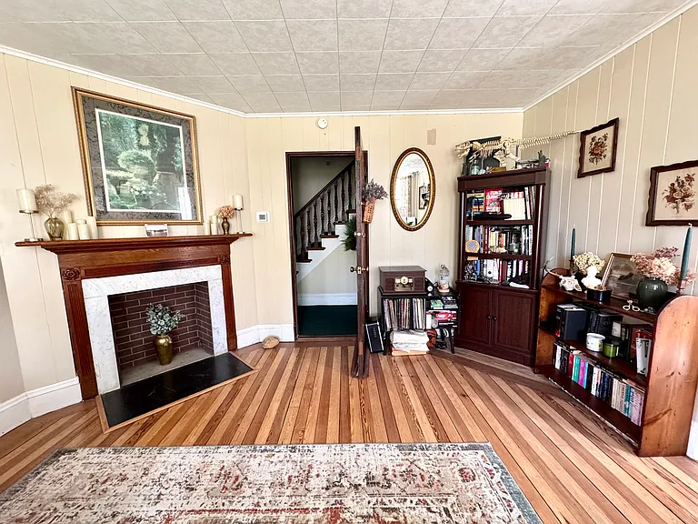 first floor entrance