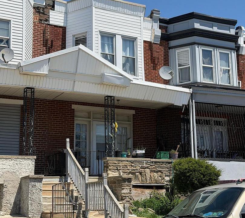 1st image of 247 E Rockland St