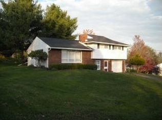 8 Sunnyside Dr, Owego, NY 13827