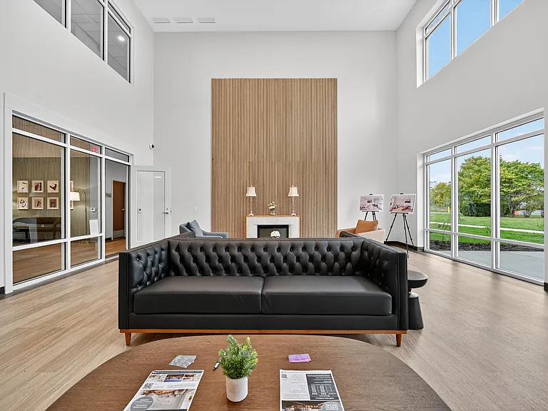 750 Tower Dr — Photo 21