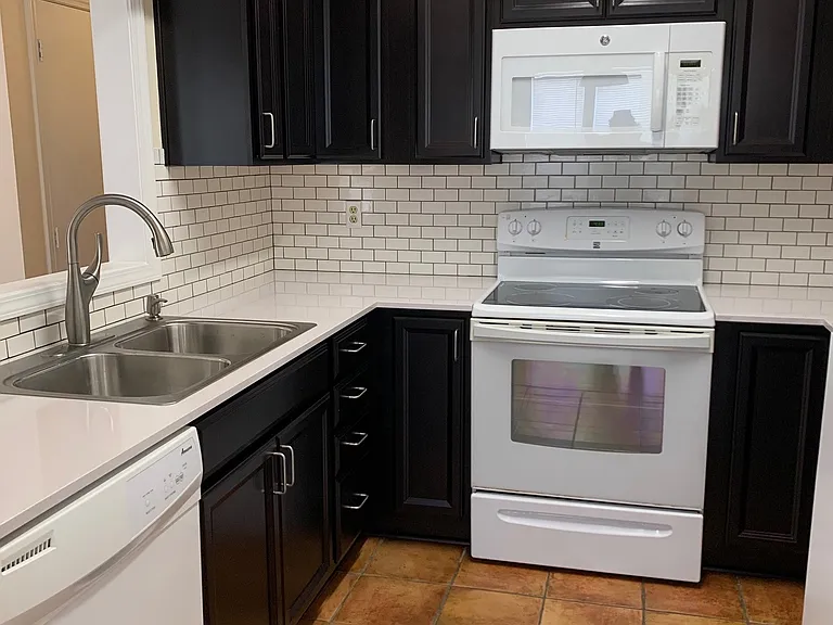 3115 Tom Green St #204 — Photo 5
