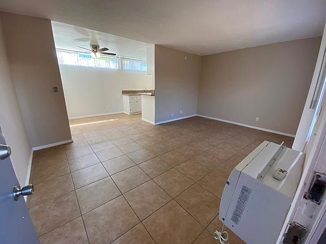 1st image of 133 S Mariposa Ave APT 14