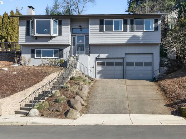 378 NE Shafford St, Estacada, OR 97023