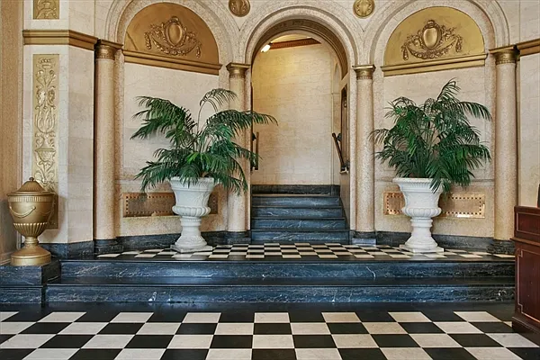 Sold by Citi Habitats | media 9