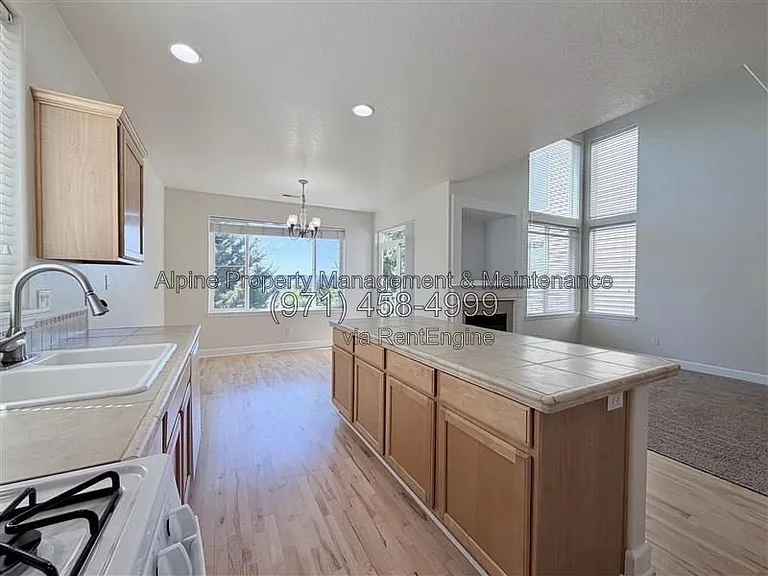 13592 SW Mapleview Ln — Photo 11