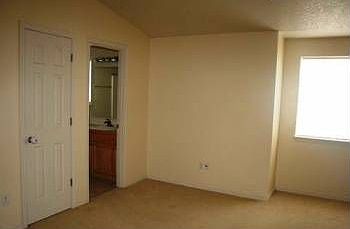 5th image of 8017 NE 38th Ave
