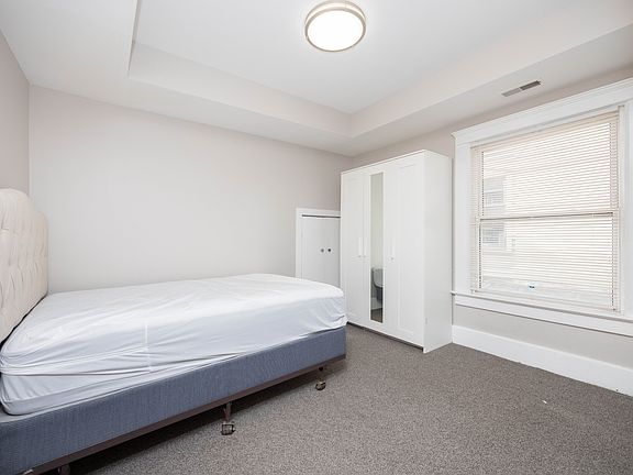 5th image of 727 Oakland Ave APT 1
