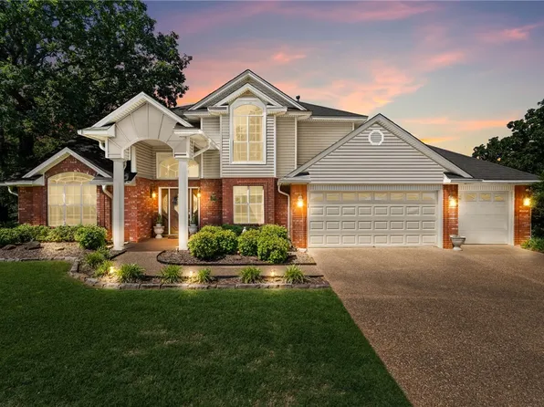 1309 Valley View St, Van Buren, AR 72956