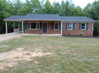 1821 Hunters Ln, Blairs, VA 24527