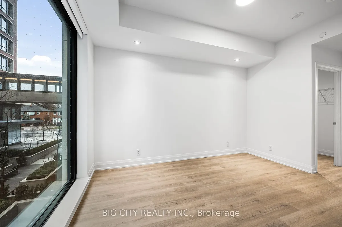 Building Photo - 36 Brentcliffe Rd #M04