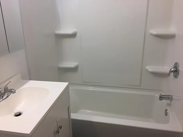 114 North Apartments — Photo 9
