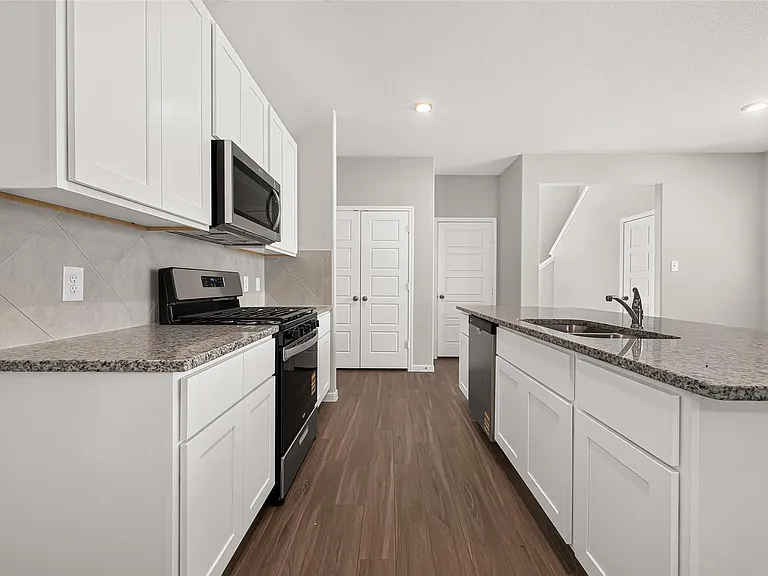 15610 Coneflower Hills Dr — Photo 11