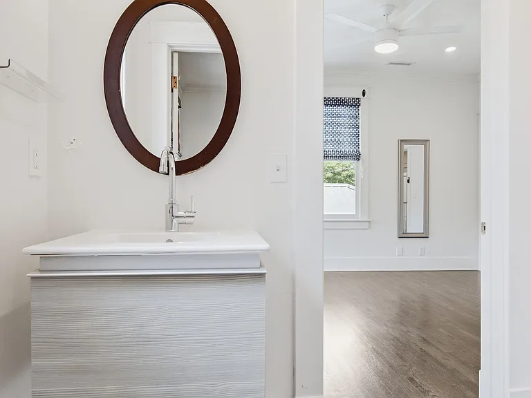 227 Carden Ave — Photo 35