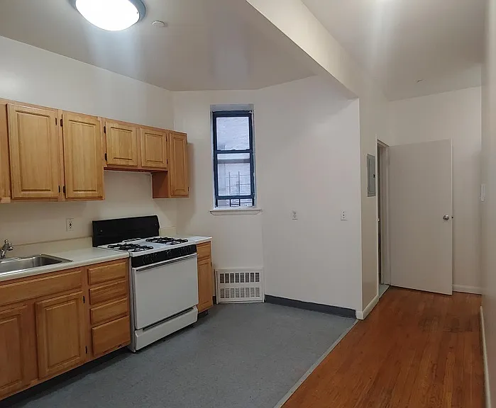 112 W 113th St #2A — Photo 4