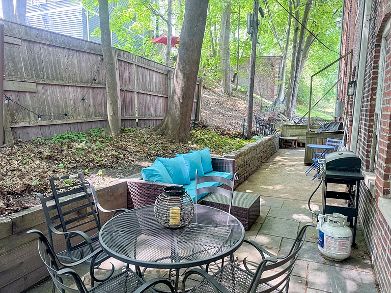 636 Washington St #1 — Photo 18