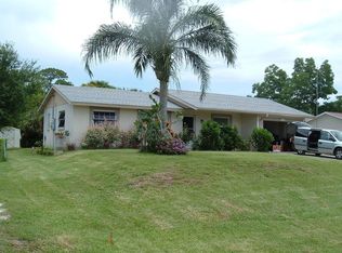 5038 Linda St, Venice, FL 34293