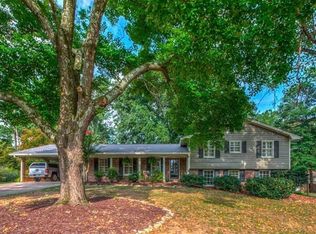 510 Wind Grove Rd, Marietta, GA 30067